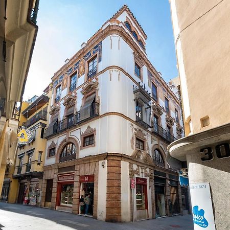 Genteel Home Francos Entretejas Seville Exterior photo
